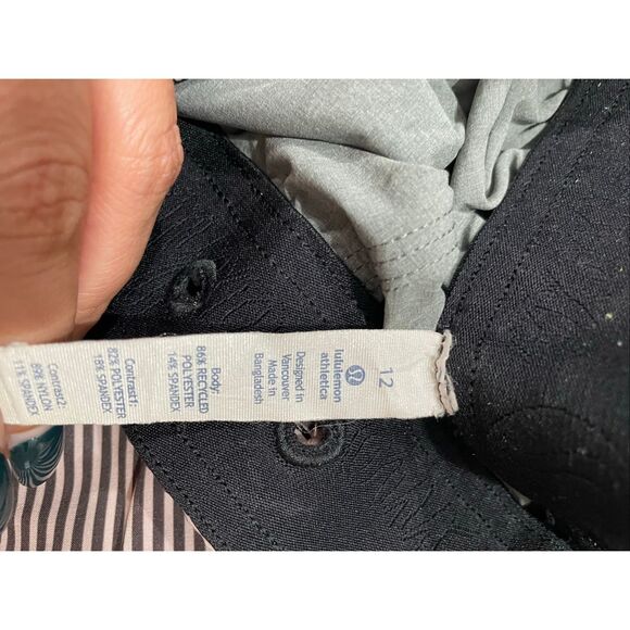 Lululemon Women’s Go The Distance Short Size 12 - Picture 2 of 5